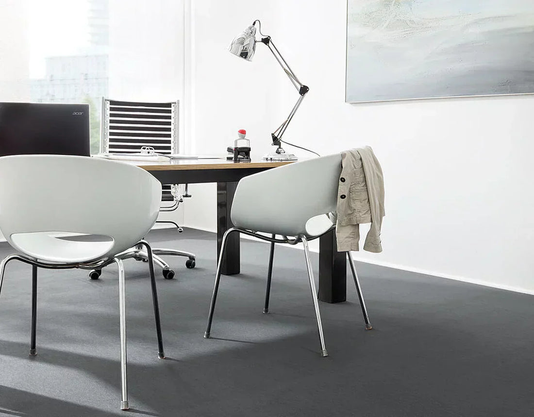 Mochetă Premium Cosmos Attache